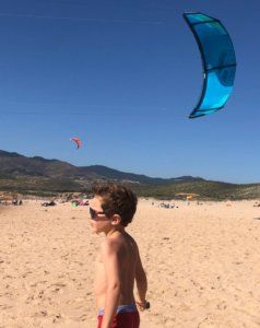kite surf sur la plage de Gincho